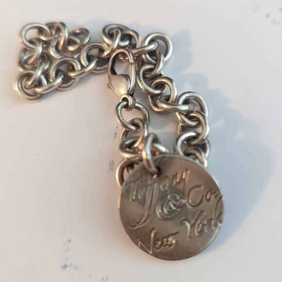 Tiffany Note Charm Bracelet - Picture 4 of 6